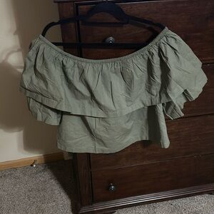 Off the shoulder top by MudPie
